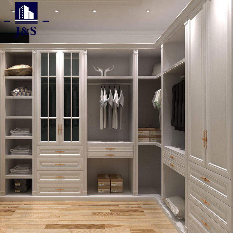 Ano ang gumagawa ng isang walk-in closet ang panghuli solusyon sa pag-iimbak?