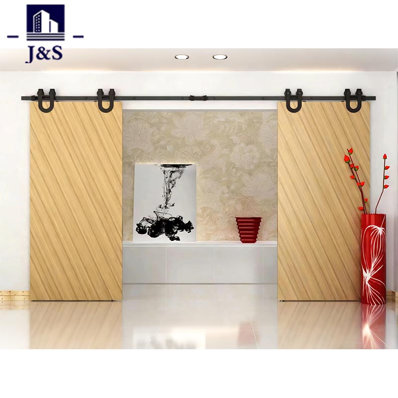 Bi-Fold Sliding Barn Door Para sa Pantry