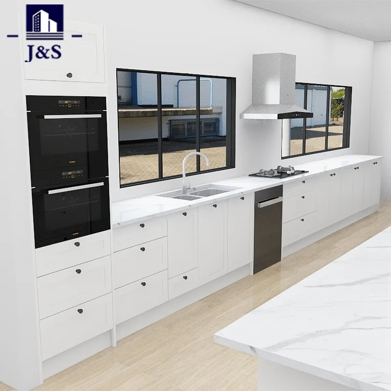 White Shaker Kitchen na may Marble Island